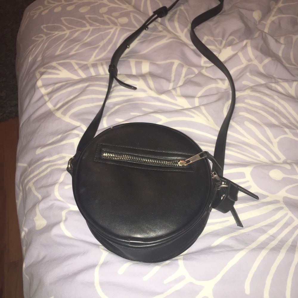 Black Crossbody bag